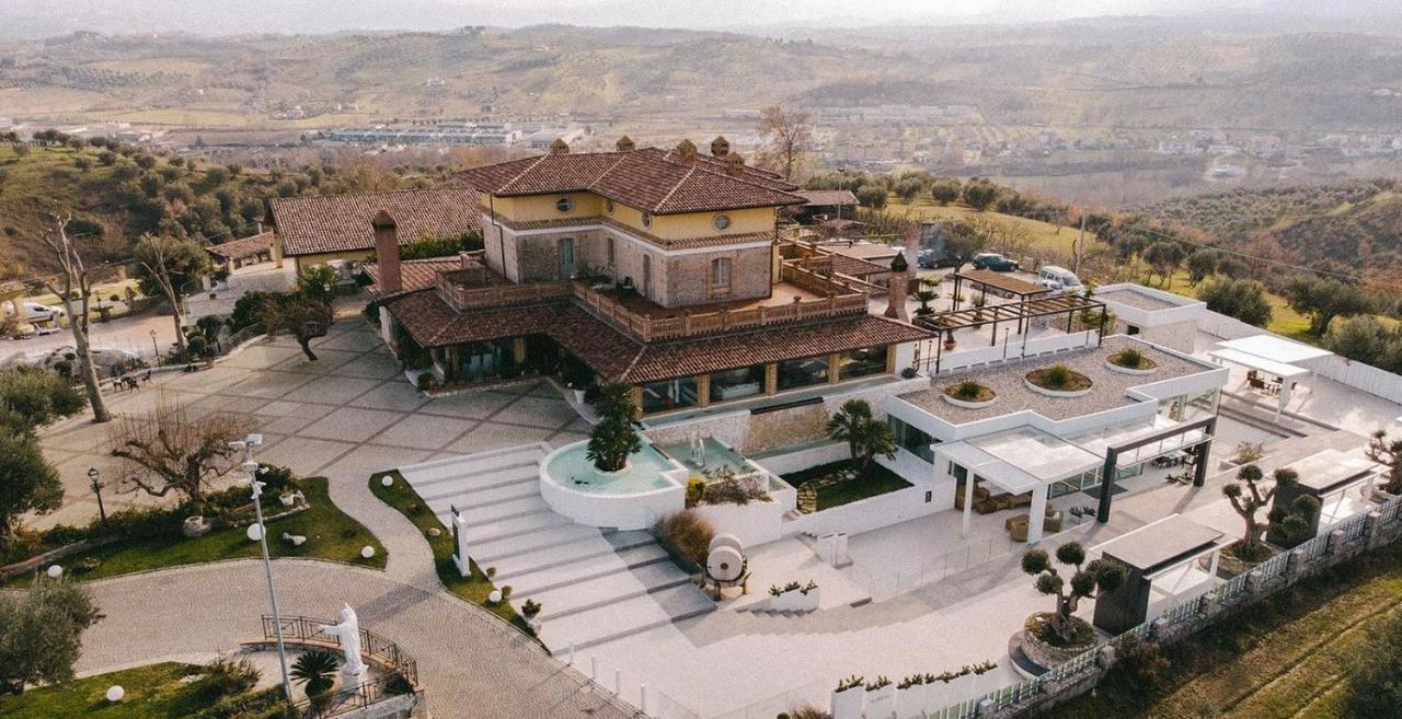 Una Hotels Tenuta Contessa Farm & Spa Cosenza Montalto Uffugo Exterior foto