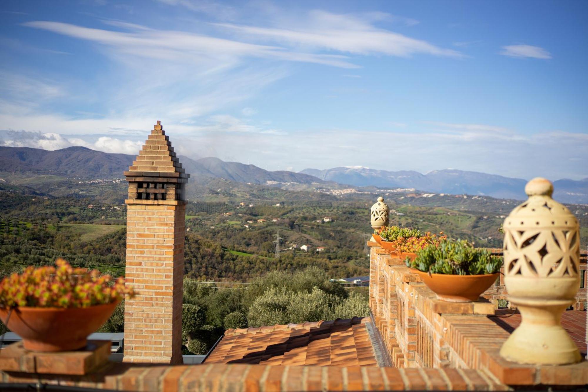 Una Hotels Tenuta Contessa Farm & Spa Cosenza Montalto Uffugo Exterior foto